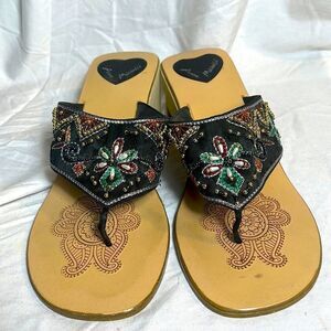 BEADED SANDALS SZ10